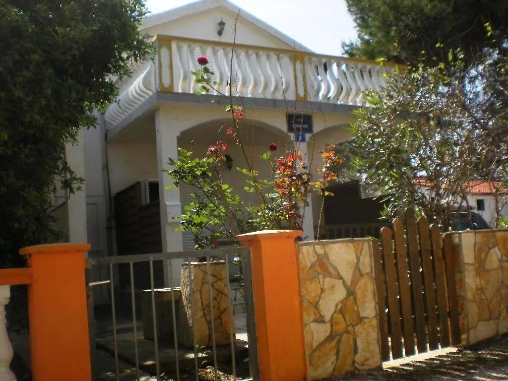 Ferienhaus Kozjak Xxvi 2 Villa Vir 0*,  Croatia